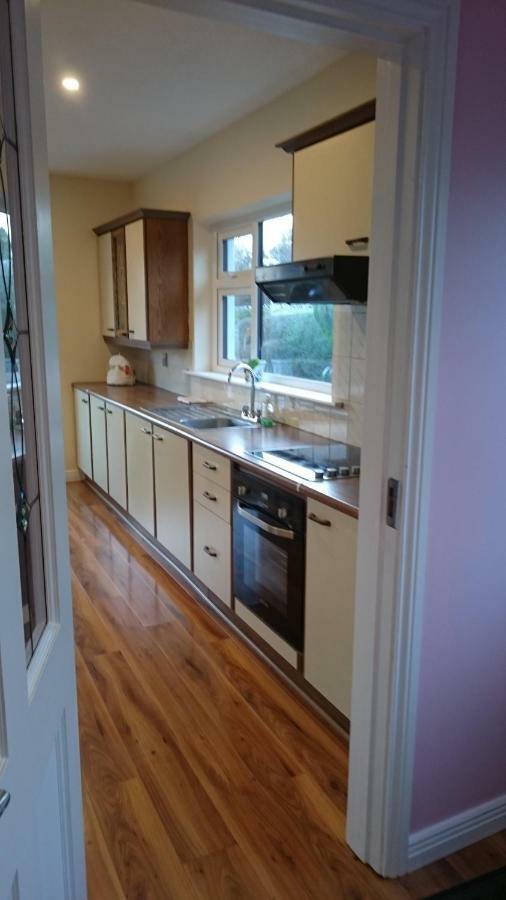 Mick'S Cottage Loughrea Bagian luar foto